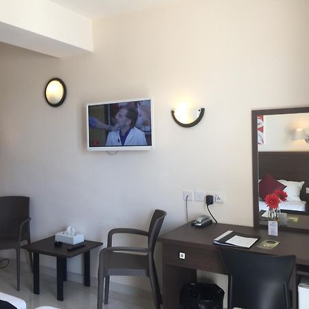 Dean Hamlet Hotel Saint Julian's Dış mekan fotoğraf