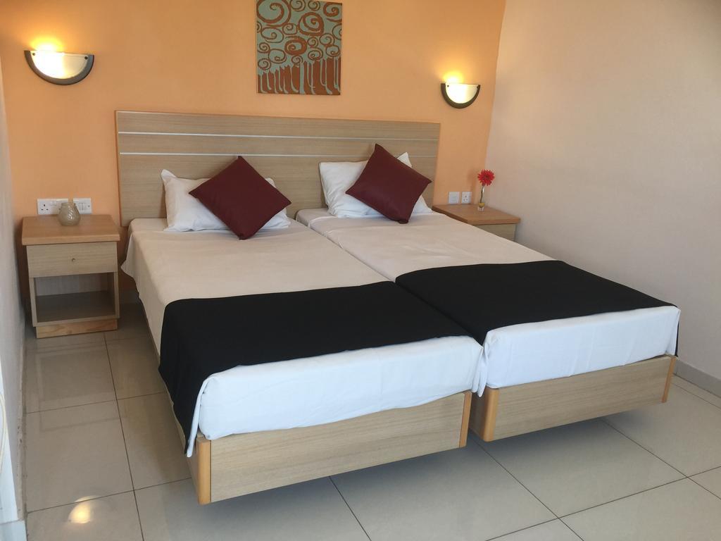 Dean Hamlet Hotel Saint Julian's Dış mekan fotoğraf