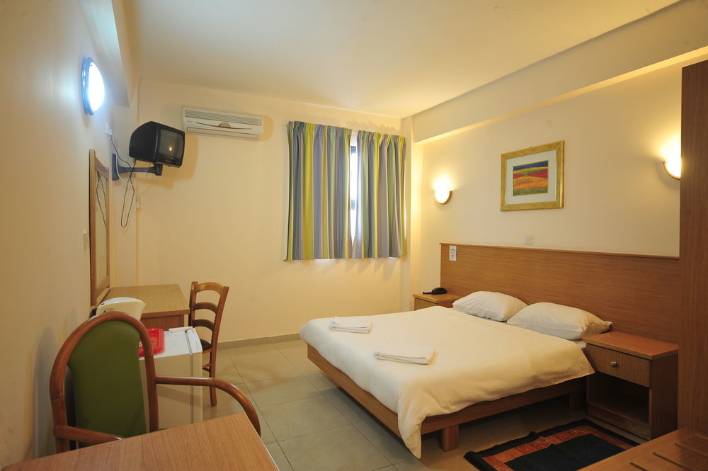 Dean Hamlet Hotel Saint Julian's Dış mekan fotoğraf